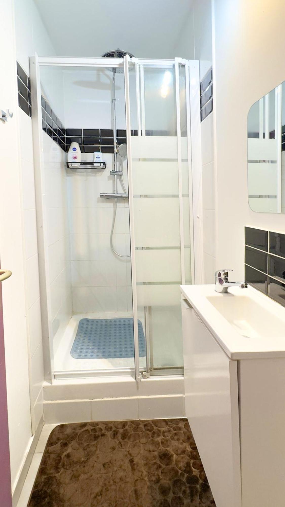 Chambre A Antony Proche De Paris Et A 10 Minutes Aeroport Orly Екстериор снимка