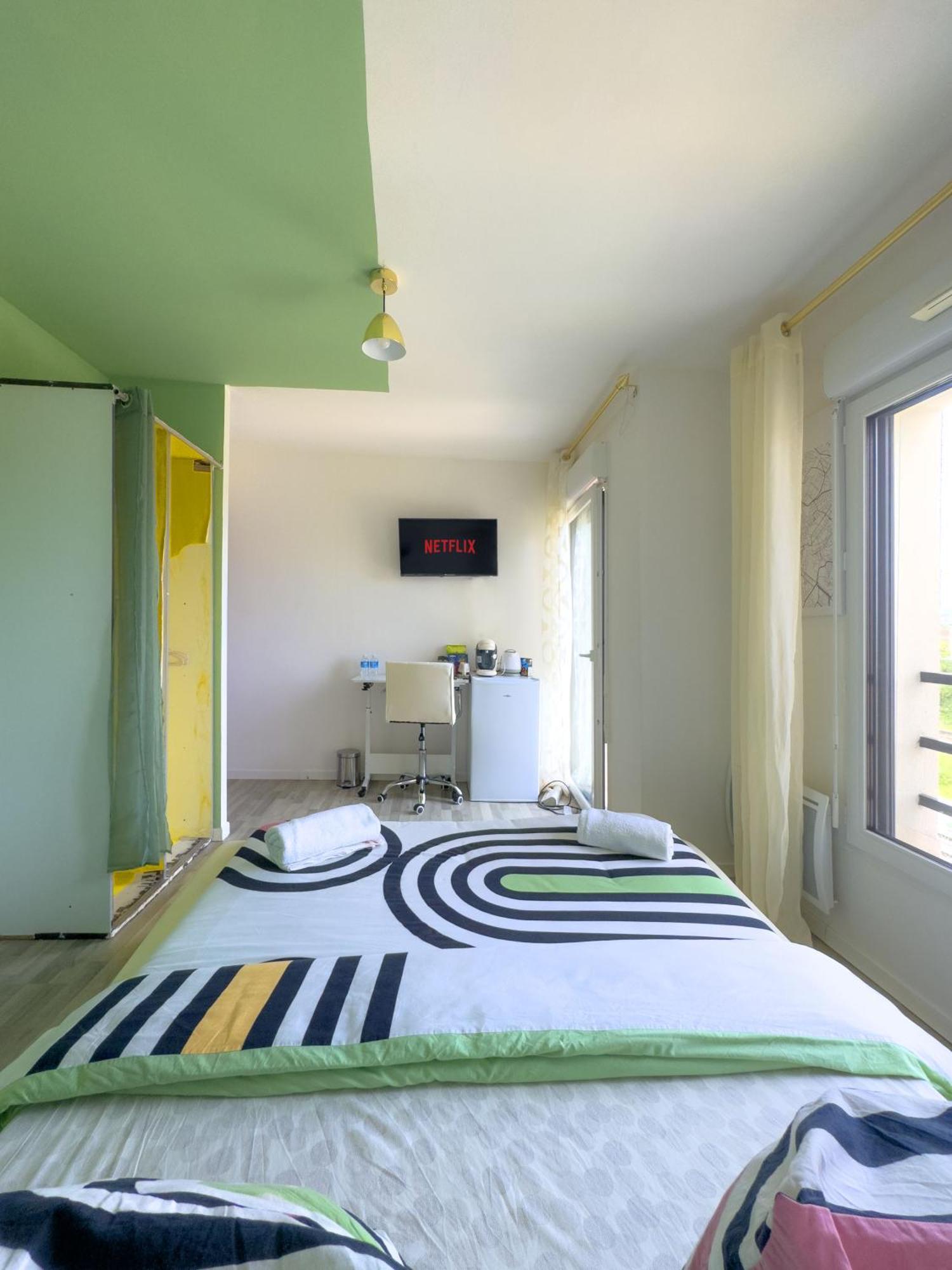 Chambre A Antony Proche De Paris Et A 10 Minutes Aeroport Orly Екстериор снимка