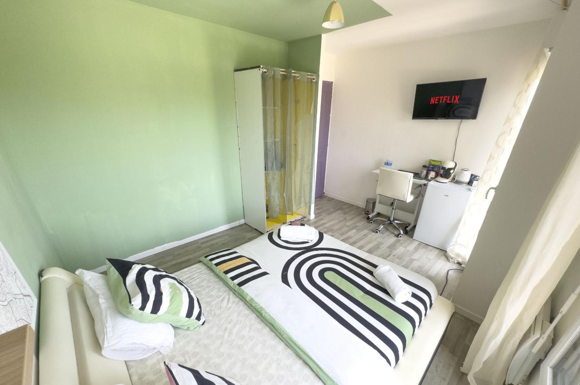 Chambre A Antony Proche De Paris Et A 10 Minutes Aeroport Orly Екстериор снимка